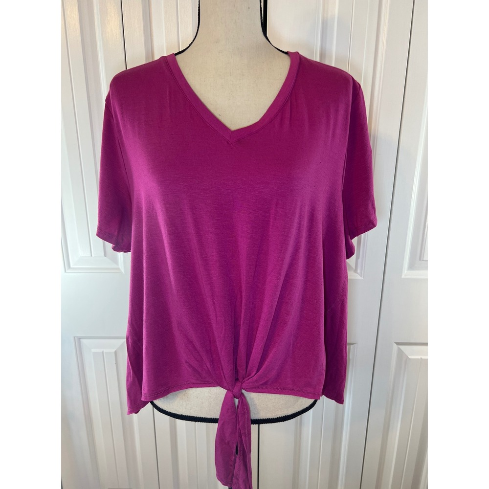 EVRI Womens 2X Magenta Daisy Tie Front V-Neck Short Sleeve Knit Top NWT